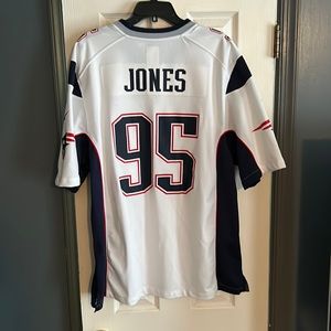 Nike NFL Patriots Jones 95 jersey Size XL